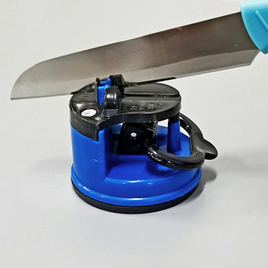 Cucina Mini <span class=keywords><strong>coltello</strong></span> in ferro a 3 stadi forbici affilatrice per esterno ventosa strumento <span class=keywords><strong>con</strong></span> <span class=keywords><strong>pietra</strong></span> per <span class=keywords><strong>affilare</strong></span> artefatto - Product Image 3
