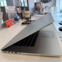 Nuovo Laptop Apple A1398 con Processore i5 di 4a Generazione, Schermo da 15.6 Pollici, 8GB RAM, SSD 256GB, per Uso Educativo e Aziendale