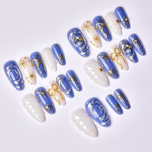 Vente en gros de faux ongles à presser en acrylique faits main, de luxe, dégradés, forme cercueil/amande, haut de gamme, élégants, style crémeux - Product Image 3