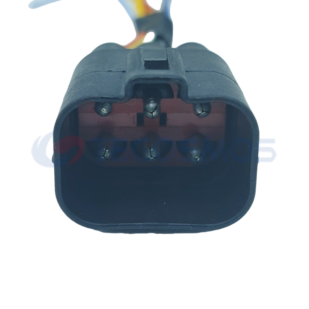 Auto Parts Car Plug Connector Waterproof Shell Suitable for Ford Buick 6-pin Female CT6-0102g