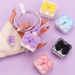 กระเป๋าเก็บสายชาร์จโทรศัพท์มือถือ TPU สีชมพูม่วงลายโบว์สุดฮิต สำหรับ <span class=keywords><strong>iPhone</strong></span> 20W พร้อมเคสป้องกัน - Product Image 4
