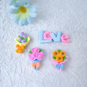 Molde de Silicona Creativo UNIMOUND con Forma Irregular para el Día de San Valentín, Decoración para Hornear, Apto para Horno/Congelador/Lavavajillas, Crema - Product Image 1