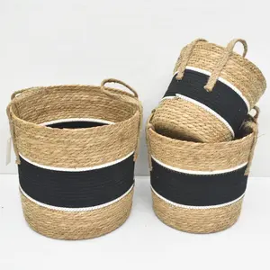 Wholesale Cheap Straw Cattail Grass Weaving Basket Woven Seagrass Natural Rattan Handmade Storage Plant Basket With Handles