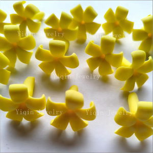 Vendita calda perline di fiori in <span class=keywords><strong>argilla</strong></span> <span class=keywords><strong>polimerica</strong></span> hawaiana Puakenikeni per <span class=keywords><strong>orecchini</strong></span> Lei hawaiani - Product Image 5