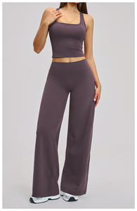 Ensemble de yoga 4 pièces de haute qualité pour femme : soutien-gorge uni élégant, pantalon taille haute à jambes larges, vêtements de sport respirants pour le Pilates et l'entraînement - Product Image 4