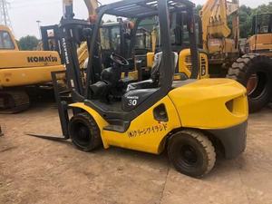 รถยกมือสอง KOMATSU FD30 ลดราคาพิเศษ ขายด่วน เครื่องจักรกลหนักสำหรับงานดิน - Product Image 2