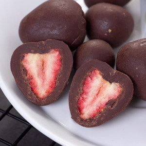 Todo o liofilizado morango revestido leite/cacau/Matcha Chocolate