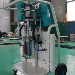 Máquina de Espuma de Dos Componentes Cnmc E3, Neumática de Alta Presión para Construcción - Product Image 3