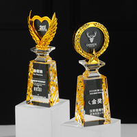 Ailes en bronze doré argenté Trophée en résine Coeur en forme de diamant Personnalisé Creative Eagle Souvenir Crystal Trophy Award
