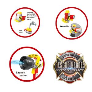 Pistolet à eau portable durable pour enfants, idéal pour le jeu de rôle de pompier, activités estivales en extérieur, jardin et piscine, <span class=keywords><strong>action</strong></span> de pulvérisation facile - Product Image 5