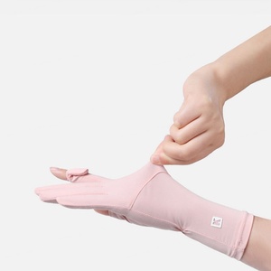 Gants d'été mi-longs en soie glacée pour femmes, personnalisables, vente en gros directe usine, sans fermeture, fabriqués au Jiangxi, anti-UV 7A, pour l'extérieur - Product Image 5