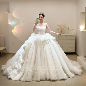 ชุดแต่งงานแบบไม่มีสายหนัง แขนกุด สไตล์เจ้าหญิงฝรั่งเศส ประดับดอกไม้ลูกปัด กระโปรงฟูฟ่อง ชุดออกงาน Lsjj04 - Product Image 6