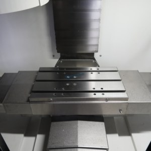 Mini Fresadora CNC Automática de un Solo Husillo BT40, <span class=keywords><strong>Centro</strong></span> de Mecanizado Vertical VMC200 - Product Image 4