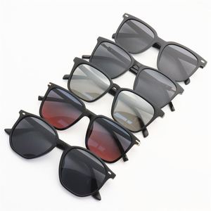 UV400付き男性女性偏光ドライビングストックサングラス用の既製混合卸売TR90スポーツサングラスの盛り合わせ - Product Image 3