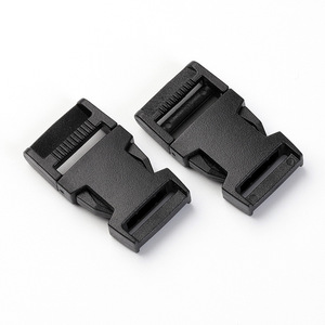 Hebillas de plástico de 15 mm de diámetro interior para correas de sujeción, color negro - Product Image 1
