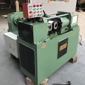 <span class=keywords><strong>Machine</strong></span> à rouler les filetages, <span class=keywords><strong>machine</strong></span> de production de vis, <span class=keywords><strong>machine</strong></span> à rouler les filetages hydrauliques pour boulons et vis, tige de vis - Product Image 4