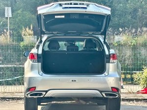 SUV Usado <span class=keywords><strong>2022</strong></span>, Volante a la Izquierda, Automático, Turbo, Gasolina, Asientos de Cuero Oscuros - Product Image 5