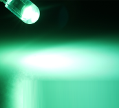 สีเขียว