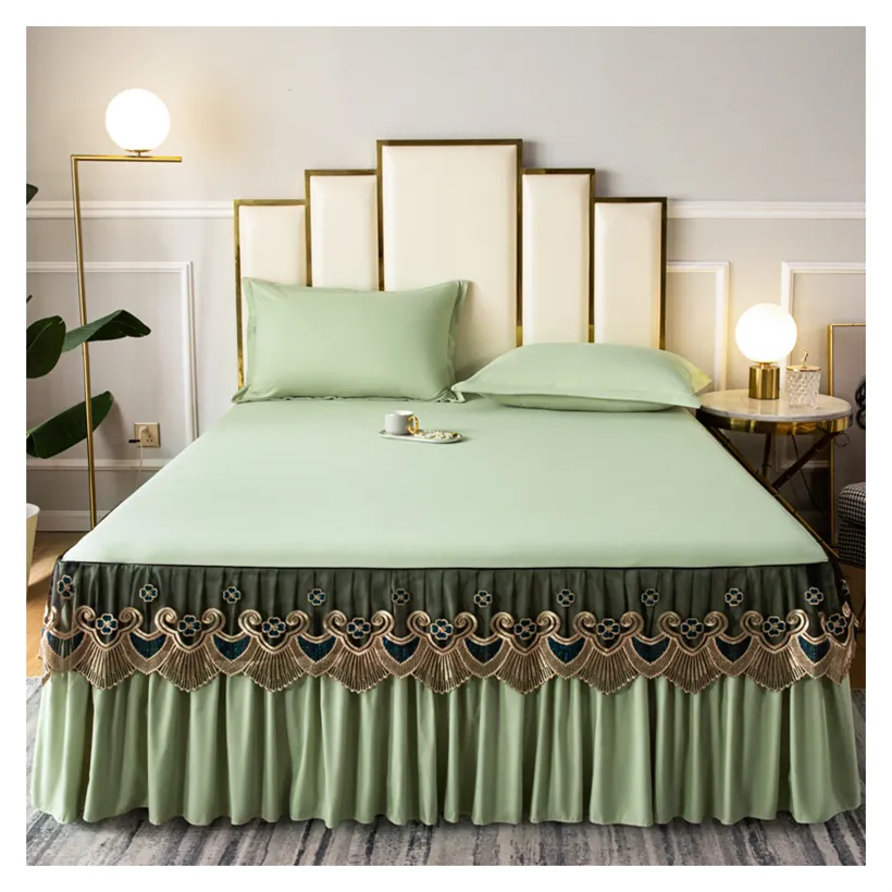 High Quality Eurpour Style Luxury Cotton Silky Bedspread Queen Bed Skirt Bed Sheets Set with pleats Skirt
