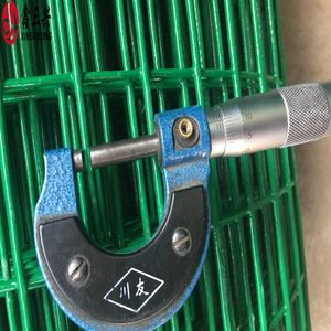 Fornitura all'ingrosso 3 '4' 16 Gauge rivestito in PVC rete metallica saldata coniglio rete metallica di pollo gabbia per pollame - Product Image 4