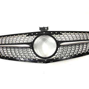 Rejilla de parachoques delantero para <span class=keywords><strong>Mercedes</strong></span> Benz W204, accesorio de color negro con diamantes, W204 para modelos, años 2008 a 2014 - Product Image 5