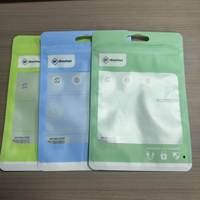 Sacs d'emballage personnalisés imprimés trois côtés, résistants à l'humidité, impression hélio, matériau VMPET/PE, trou de suspension thermosoudé pour accessoires de téléphone