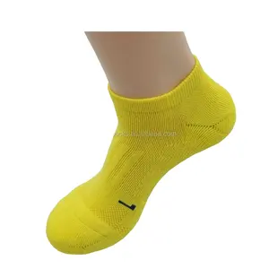 Chaussettes courtes de sport pour hommes 100% coton jaune personnalisées pour la course