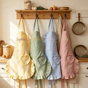 Tablier personnalisé brodé avec nom, tablier de cuisine et de grillades personnalisé avec bretelles réglables, cadeaux pour maman, chef, boulangers - Product Image 1