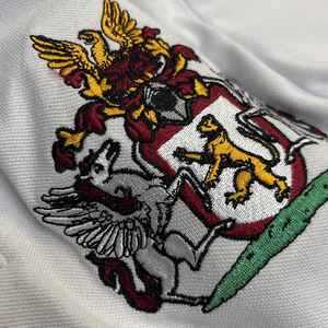 <span class=keywords><strong>T</strong></span>-<span class=keywords><strong>Shirt</strong></span> Vintage da Uomo con Collo Alto e Ricamo, Personalizzabile, Alta Qualità, 100% Cotone, <span class=keywords><strong>Polo</strong></span> Bianca - Product Image 4