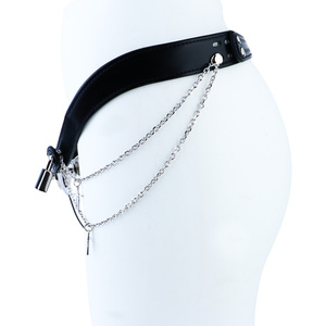 Cage de chasteté inversée de style gothique avec sangle réglable et verrous, pour jeu de domination féminine, vente en gros - Product Image 4