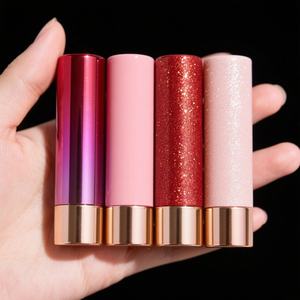 Tube de rouge à lèvres vide en plastique de luxe avec pompe, logo personnalisé, finition rouge, argentée ou dorée – Adorable tube vide pour cosmétiques - Product Image 1