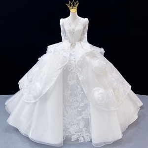 JFH157 Vestidos de Novia Glamurosos con Cuello en V, Estampado Floral, Estilo Imperio, con Cola - Product Image 1