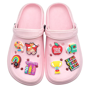 Dijes de Zapatos de Dibujos Animados para el Día del Maestro Más Vendidos en 2026 - Hebillas de Zapatos Desmontables de PVC Suave y Accesorios para Manualidades - Product Image 3