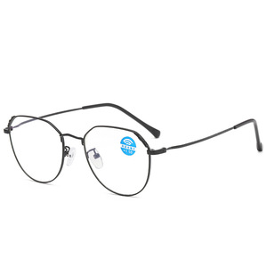 Venta al por mayor directa <span class=keywords><strong>de</strong></span> fábrica <span class=keywords><strong>de</strong></span> China, <span class=keywords><strong>gafas</strong></span> <span class=keywords><strong>de</strong></span> lectura <span class=keywords><strong>modernas</strong></span> para <span class=keywords><strong>presbicia</strong></span> con montura grande y luz azul para mujer y hombre - Product Image 6