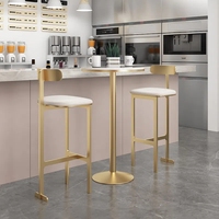 Vente en gros Table de bar et chaises de luxe en marbre léger et luxueux Ensemble chaise haute en cuir avec support personnalisé