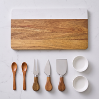 Offre Spéciale : Planche à fromage en bois d'acacia et marbre (8 pièces) avec ensemble de couteaux et plateau de service en céramique marbrée pour charcuterie