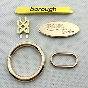 Neostar Plaque <span class=keywords><strong>de</strong></span> suspension personnalisée en forme <span class=keywords><strong>de</strong></span> cadenas, gaufrée, écologique, argentée, pour bagages et étiquettes nominatives <span class=keywords><strong>de</strong></span> sacs à main pour femme - Product Image 2