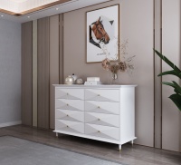 Commode à tiroirs en bois massif blanc de luxe léger, style moderne minimaliste, texture géométrique, avec poignées dorées