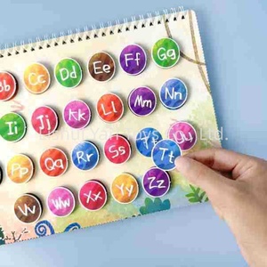Libro di Attività Riutilizzabile e Impermeabile per Bambini, 10 Temi, Libro delle Attività con Dinosauri, Forme, Numeri e <span class=keywords><strong>Alfabeto</strong></span> - Product Image 4