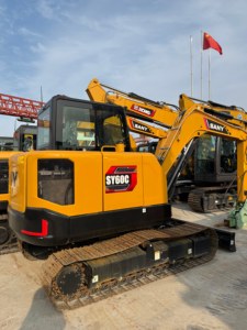 รถขุดขนาดเล็ก SY60C มือสองที่ผ่านการตรวจสอบอย่างดี รถขุดไฮดรอลิกแบบตีนตะขาบ 6 ตัน สำหรับงานขุดร่องและงานก่อสร้างในพื้นที่ที่อยู่อาศัย - Product Image 1