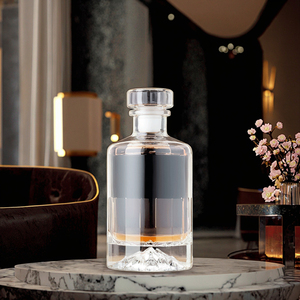 Solent personnalisé 375ml 500ml 700ml 750ml Extra Flint clair fond de montagne <span class=keywords><strong>bouteille</strong></span> de liqueur en verre avec liège pour <span class=keywords><strong>whisky</strong></span> vodka gin rhum - Product Image 2