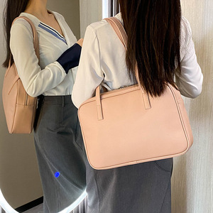 สินค้าทั่วไป [ซูจิน] กระเป๋าผู้หญิงพร้อมส่ง รุ่นใหม่ปี 2025 กระเป๋าสะพายไหล่ความจุมากสำหรับผู้หญิง นำเข้าจากต่างประเทศ - Product Image 3