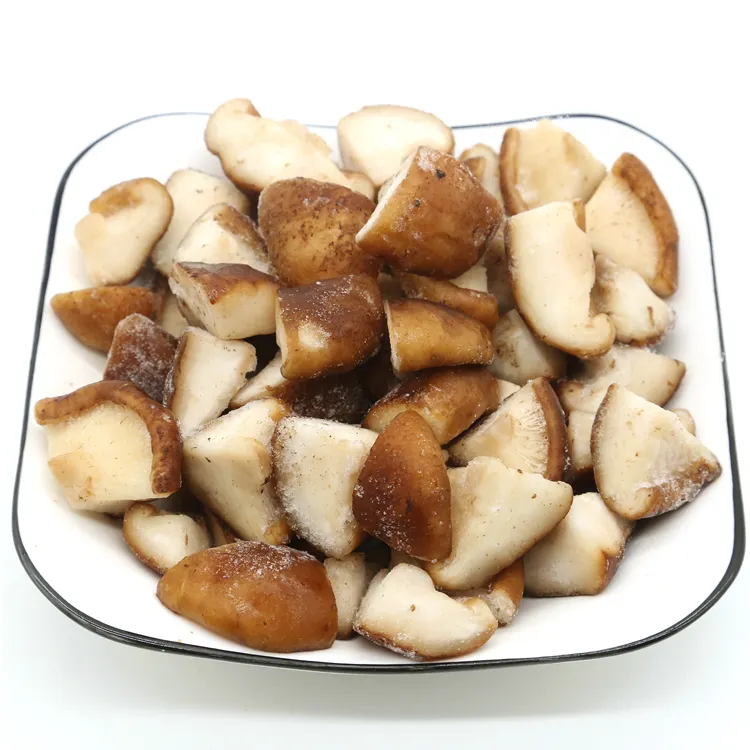 2022 jumlah besar Iqf Frozen Shiitake jamur seluruh 1/4 potong campuran jamur Frozen Nameko tiram Boletus terlaris