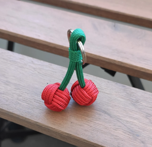 Llavero de Paracord con Diseño de Puño de Mono, Personalizado, para Defensa Personal, Lindo Llavero de Cuerda de Paracord - Product Image 2