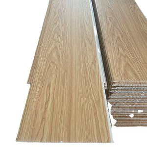 Panel de Techo Decorativo de PVC Brillante, Revestimiento de Techo, Plafón, Cielo Raso de PVC en China, Panel de Techo para el Hogar - Product Image 1