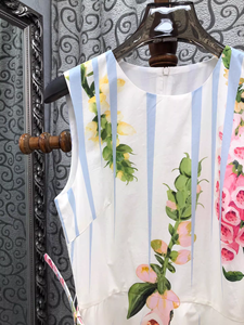 Abito Lungo di Alta Qualità Nuovo Stile Estate 2026 da Donna Dolce Floreale Blu a Righe Senza Maniche Lungo Maxi da Festa di Lusso con Cintura - Product Image 3