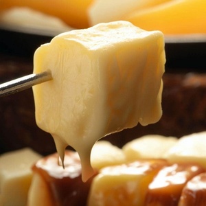 Ensemble de marmites à <span class=keywords><strong>fondue</strong></span> en fonte <span class=keywords><strong>pour</strong></span> <span class=keywords><strong>fromage</strong></span>, marmite à chocolat avec 6 fourchettes à <span class=keywords><strong>fondue</strong></span> et <span class=keywords><strong>suisse</strong></span>, parfait <span class=keywords><strong>pour</strong></span> 6 personnes - Product Image 2