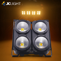 Blanc chaud Blanc froid 2 yeux 200w Led Audience Dmx Led Blinder Light Dmx 4 Eye Blinder 4x100w Blinder Light