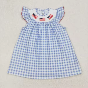 Prêt à expédier – Tenues patriotiques du 4 juillet pour bébés et tout-petits (filles et garçons) – Robe smockée et barboteuse à motif drapeau américain – Vêtements assortis pour la famille - Product Image 2
