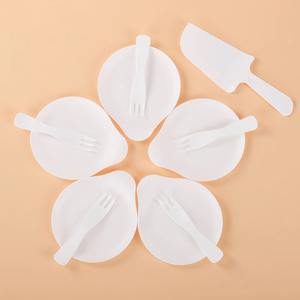 Ensemble de <span class=keywords><strong>fourchette</strong></span> et assiette en <span class=keywords><strong>plastique</strong></span> jetable pour gâteau d'anniversaire logo personnalisé de vente en gros à usage commercial - Product Image 1